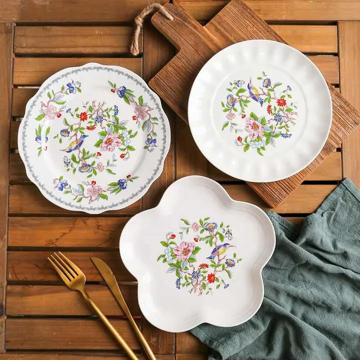 أدوات طعام عالية الجودة High quality eating utensils