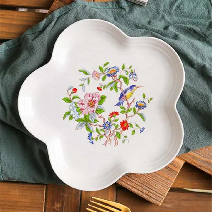 أدوات طعام عالية الجودة High quality eating utensils