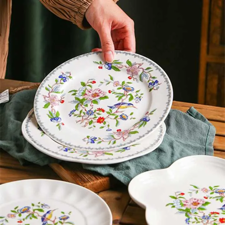 أدوات طعام عالية الجودة High quality eating utensils