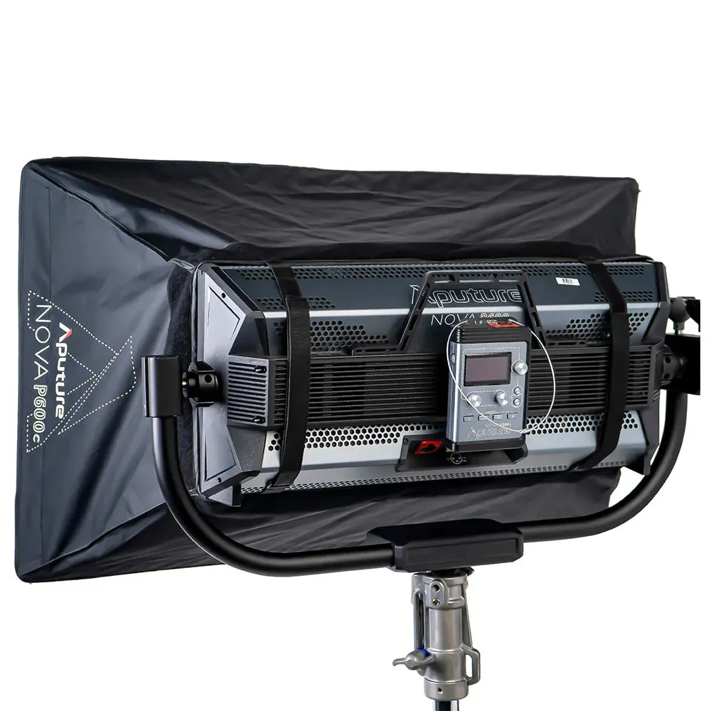 Aputure Nova P600C Softbox   Grid & Case