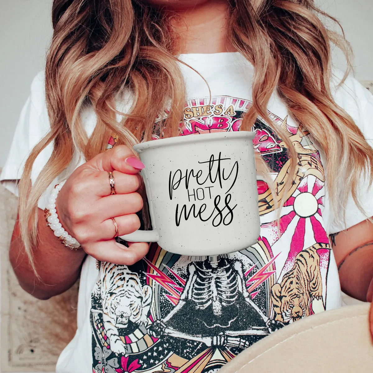 Pretty Hot Mess 14.5oz