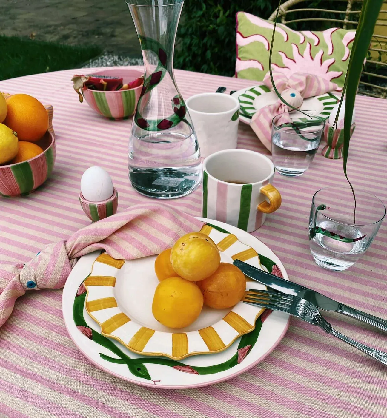 Scalloped Breakfast Plate